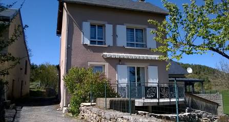 Gîte pour 4 personnes, avec terrasse à Laval-du-Tarn