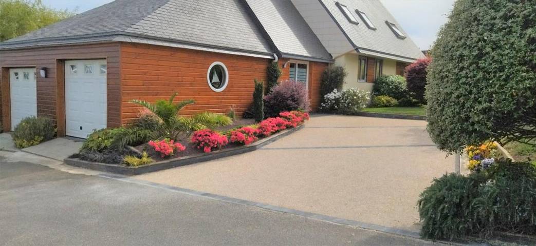 Location de vacances pour 3 personnes, avec Jardin et Vue à Dirinon