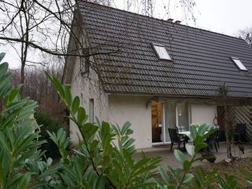 Ferienwohnung für 4 Personen, mit Garten und Terrasse, kinderfreundlich in Lalendorf