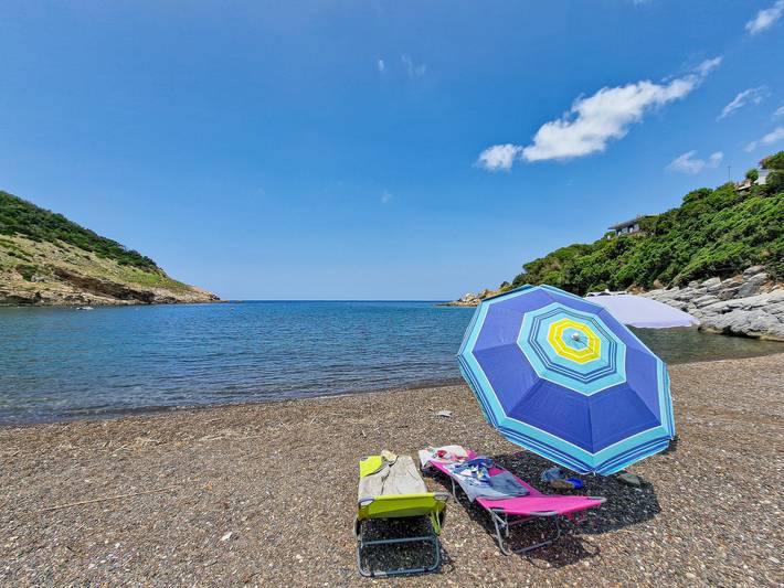 Appartamento intero, Appartamento 'Cristina' con terrazza privata, Wi-Fi e aria condizionata in Rio nell'Elba, Rio