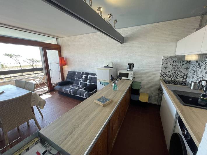 Appartement entier, Saint-Cyprien : T2 confortable en bord de mer avec parking et animaux admis in Saint-Cyprien-Plage, Saint-Cyprien