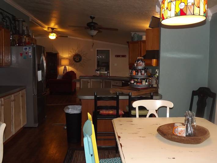 Vacation rental for 12 people, with hot tub and yard in Lake Texoma