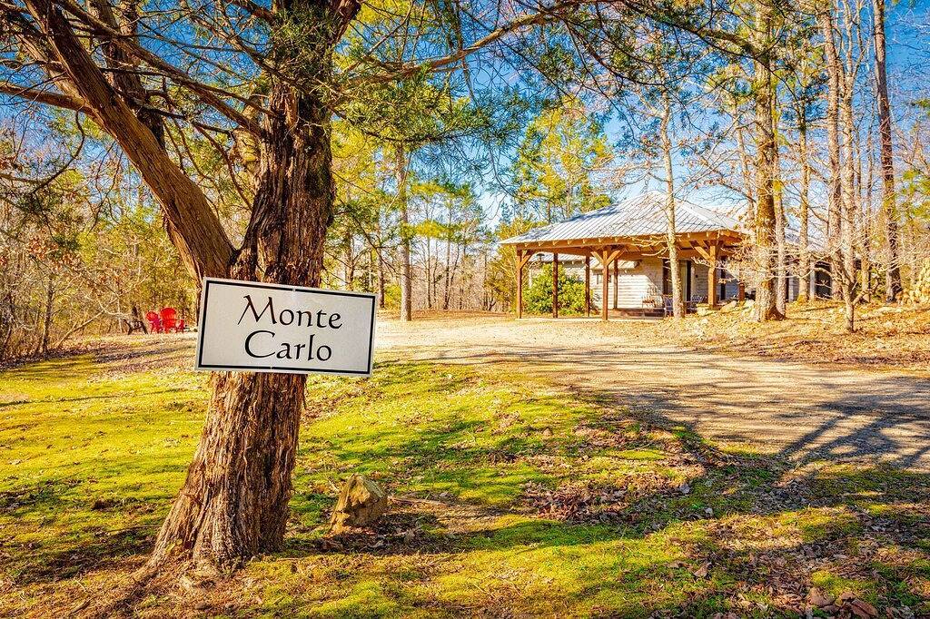 Log Cabin for 6 Guests in Hochatown, Broken Bow Lake