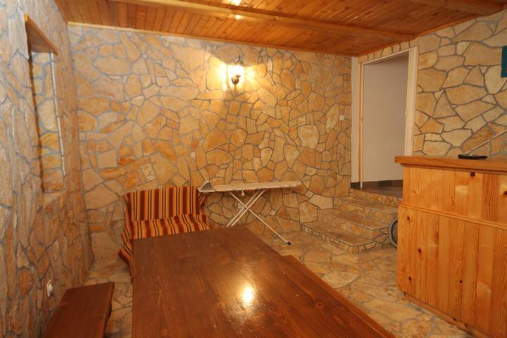 Ganze Wohnung, Studio Appartement mit Klima Poljana, Ugljan -b in Plaža Poljana, Poljana