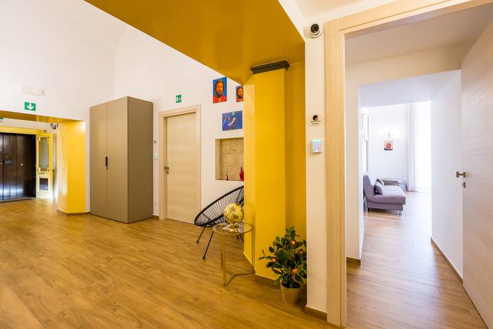 Maison d’hôte pour 5 personnes, avec balcon à Naples - 2