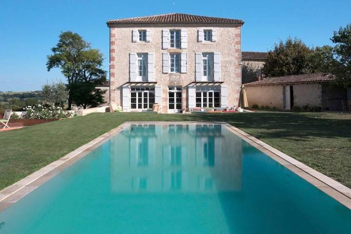 Chambre d’hôte pour 2 personnes, avec vue ainsi que piscine et jardin dans le Gers - 4