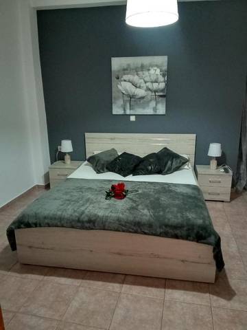 Maison d’hôte pour 2 personnes, avec terrasse dans Syros