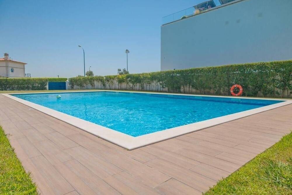 Ganze Wohnung, Sea outside your window! in Oeiras, Costa de Lisboa