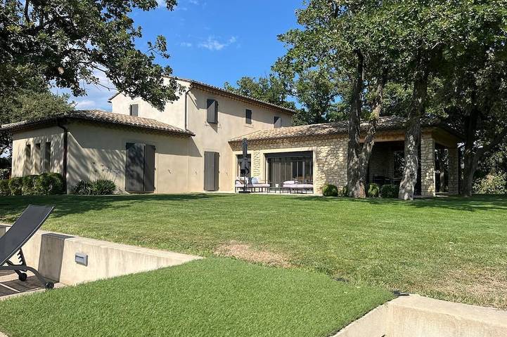 Location de vacances pour 8 personnes à Gigondas