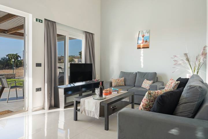Villa „Diamond Dream“ mit Bergblick, WLAN und Klimaanlage in Kardamaina, Kos
