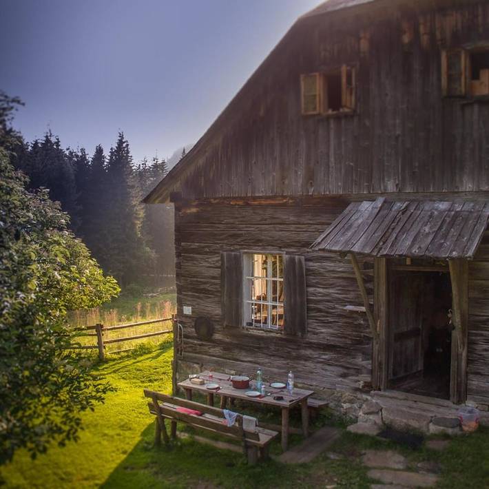 Chalet für 8 Personen, mit Terrasse und Garten sowie Ausblick