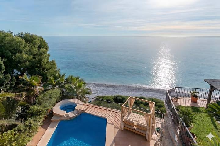 Villa pour 16 personnes, avec jacuzzi et jardin à El Campello