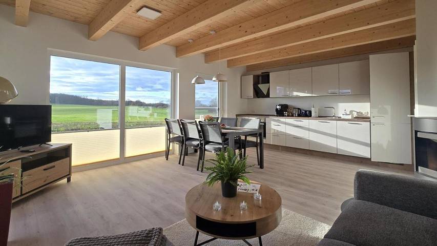 Ferienwohnung für 8 Personen, mit Terrasse und Garten sowie Sauna und Ausblick