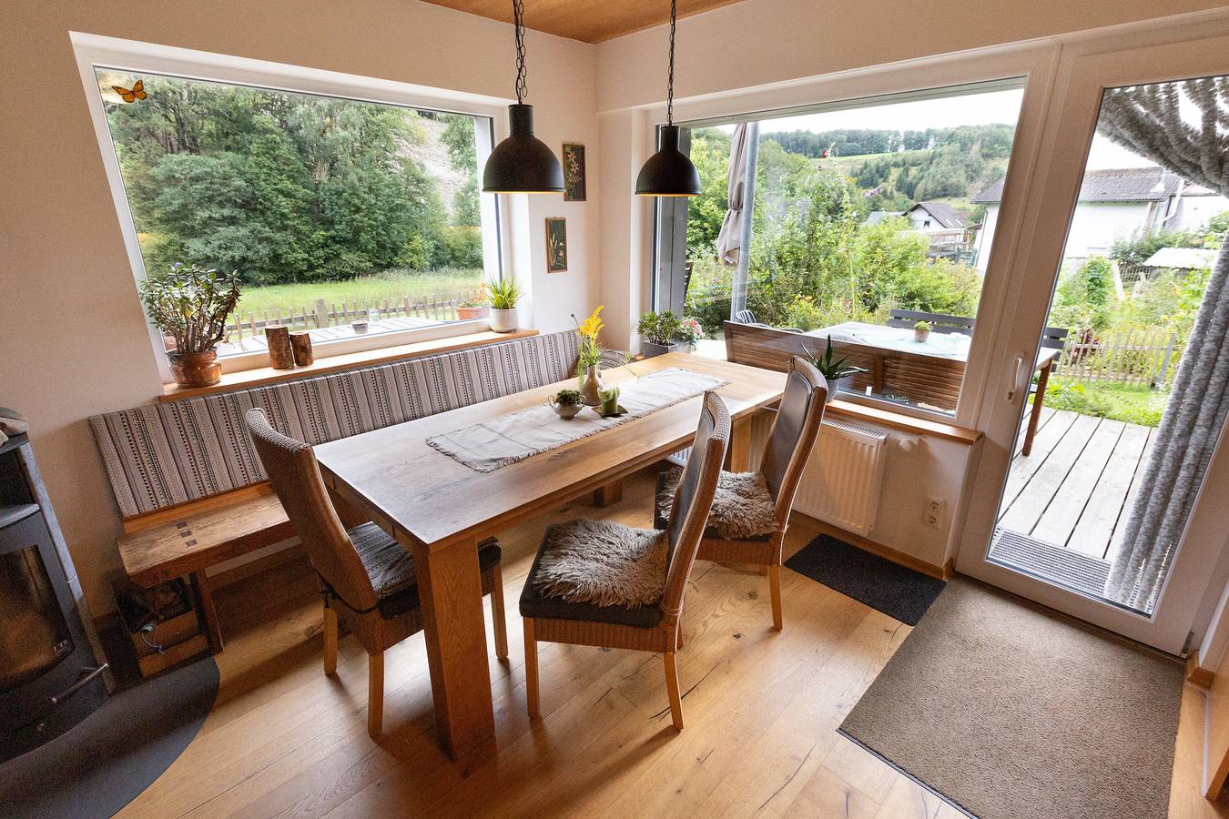 Ganze Wohnung, Ferienwohnung Am Quellental" mit privater Terrasse, privatem Garten und Wi-Fi in Meinerzhagen, Märkischer Kreis