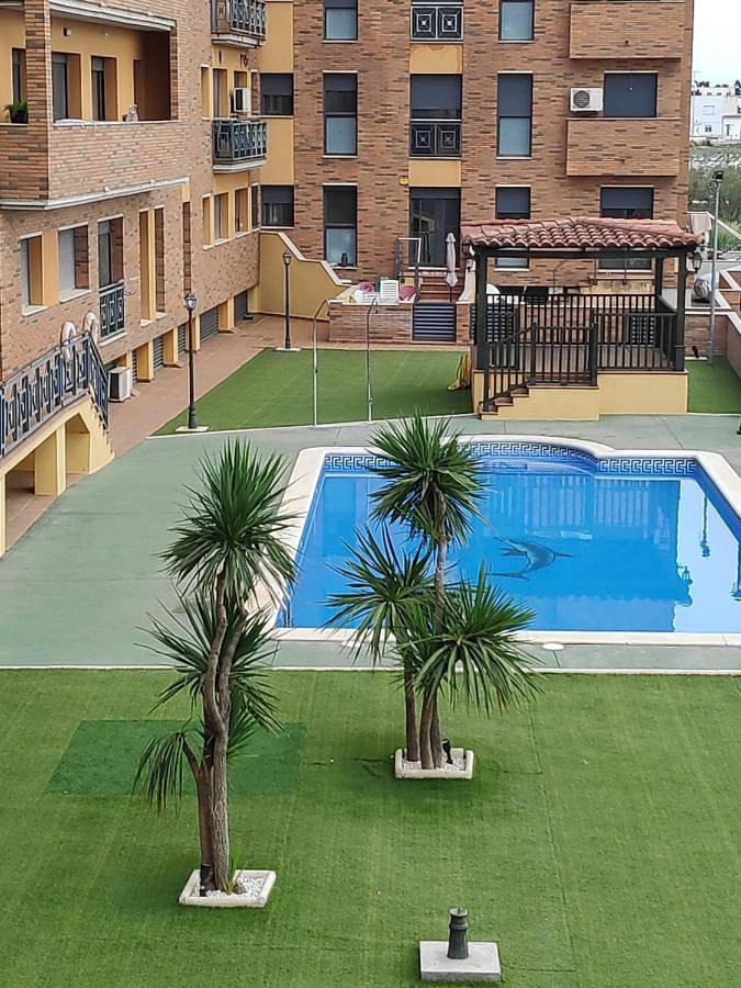 Appartement de vacances pour 4 personnes, avec Balcon et Terrasse ainsi que Piscine et Vue