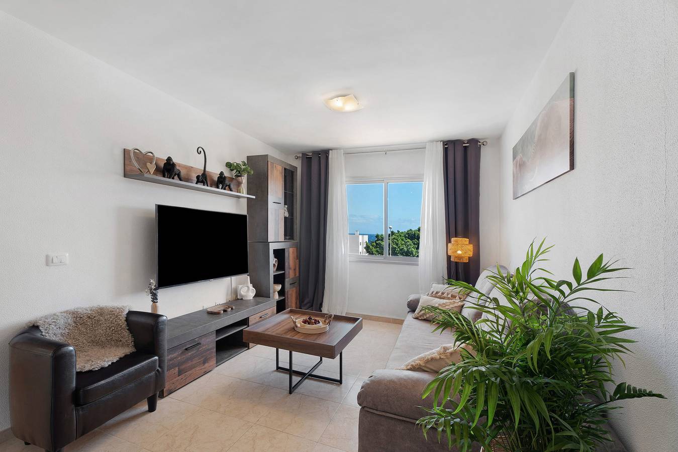 Apartamento entero, Apartamento vacacional "Rincon Tropical" con vistas al mar, piscina compartida y Wi-Fi in Punta Larga, Las Caletillas