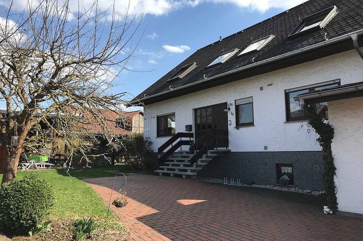 Ferienwohnung für 6 Personen, mit Terrasse und Garten