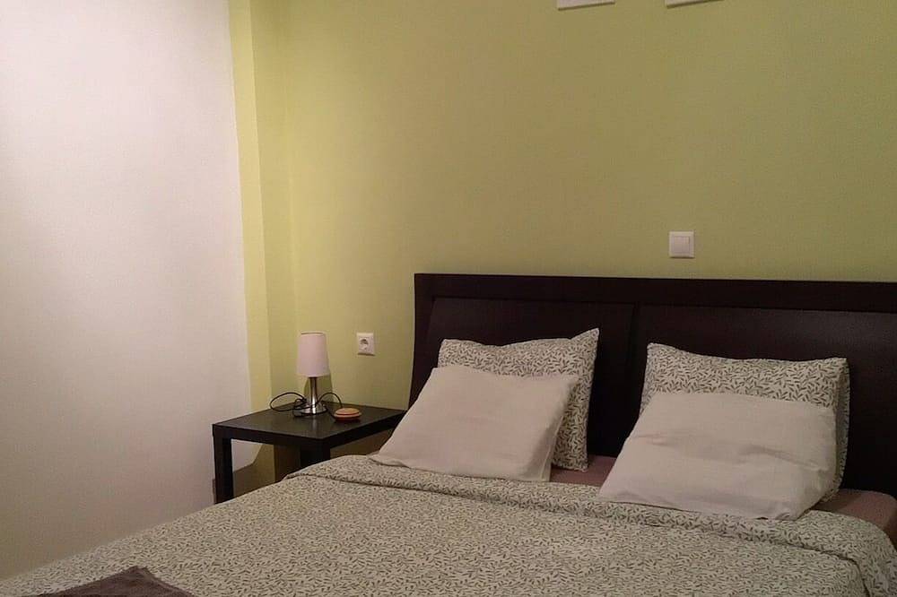 Geheel appartement, Knus ingericht appartement in het gezellige Agia Galini. in Agia Galini, Rethymno en omgeving