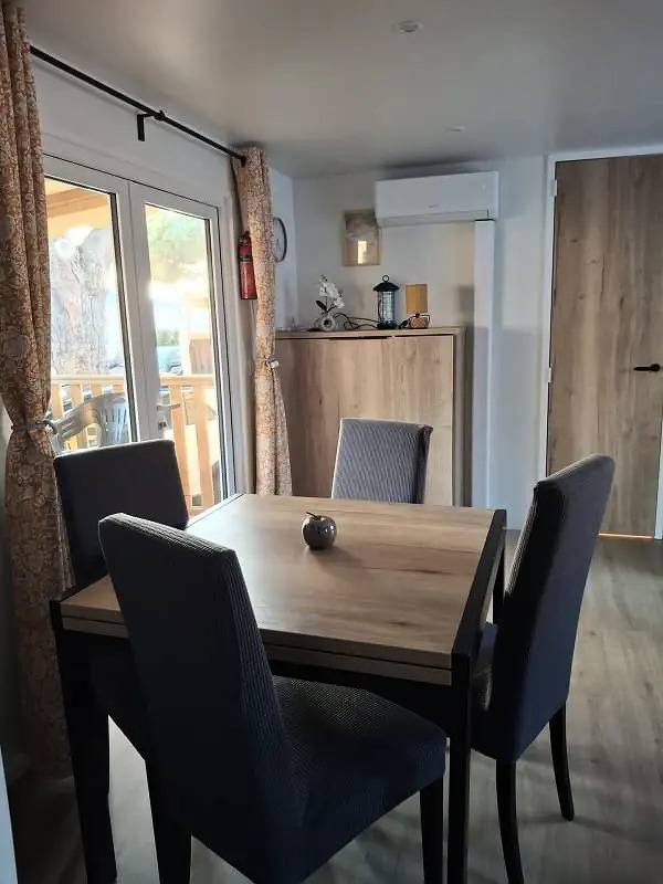 Camping pour 8 personnes à Canet-en-Roussillon