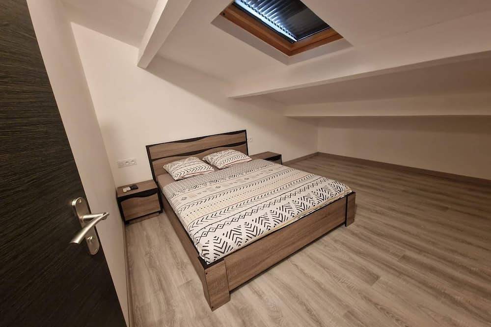 Family villa close to the sea and shops in Vias Plage, Vias