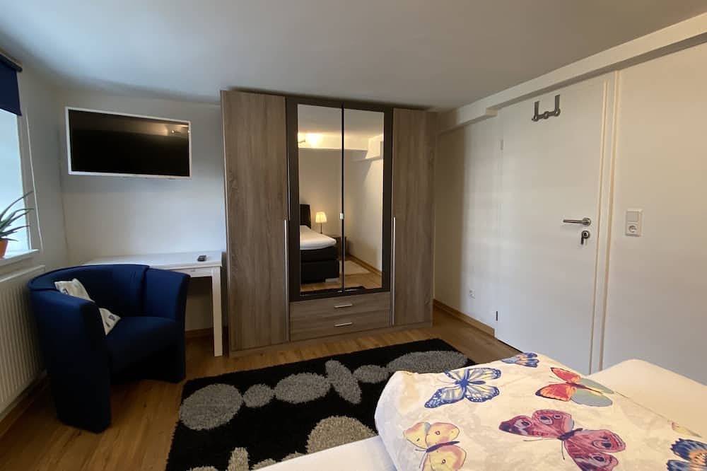 Ganze Wohnung, Direkt an der historischen Stadtmauer in Herborn, Naturpark Lahn-Dill-Bergland