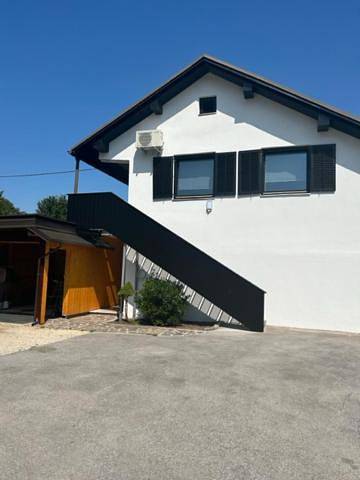 Ferienwohnung für 8 Personen, mit Terrasse in Ljubljana - 2