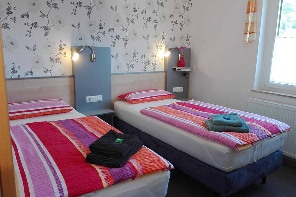 Ganze Wohnung, Deluxe Apartment - Junipro Apartments Haustadt in Beckingen, Saar-Nahe-Bergland