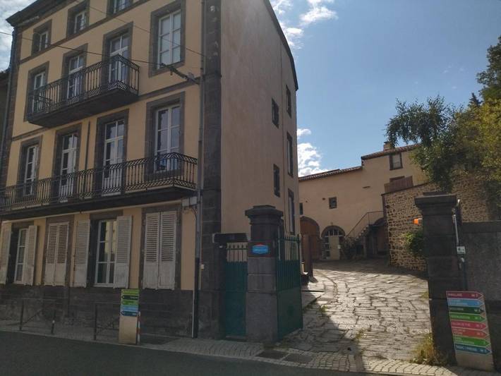 Gîte pour 4 personnes, avec balcon à Volvic - 4