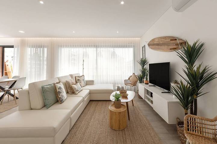 Apartamento de férias para 7 pessoas, com piscina e varanda em Consolação