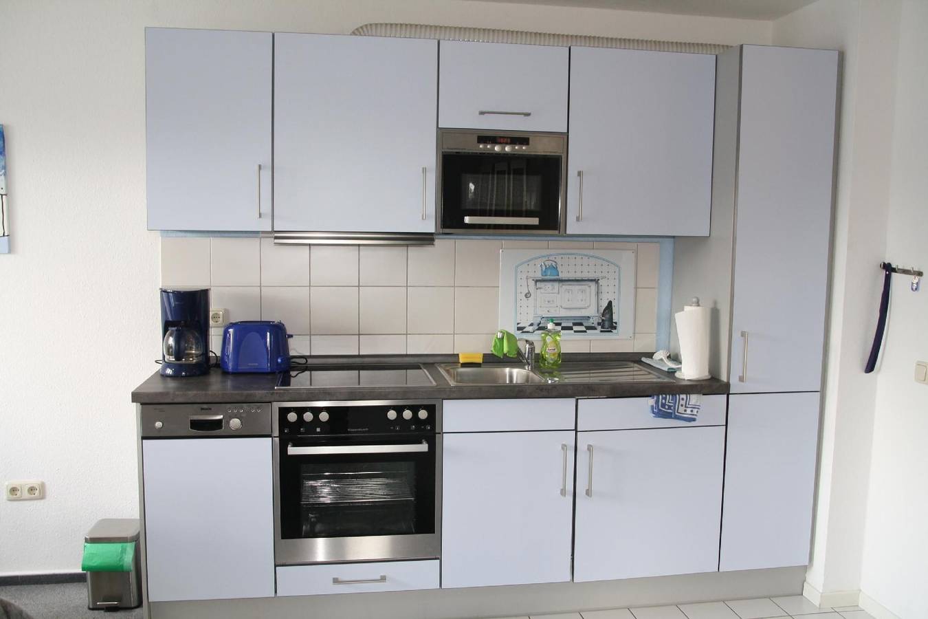 Entire vacation apartment, Beachside Getaway with Parking & Amenities in Schönberg, Südliche Ostseeküste