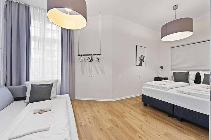 Ganze Wohnung, Primeflats - Big family apartment Schöneberg in Berlin Innenstadt, Berlin
