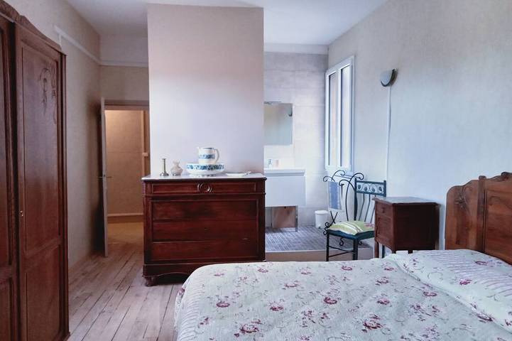 Family home with garden 10 minutes from the Pont du Gard in Vers-Pont-du-Gard, Nimes und Umgebung
