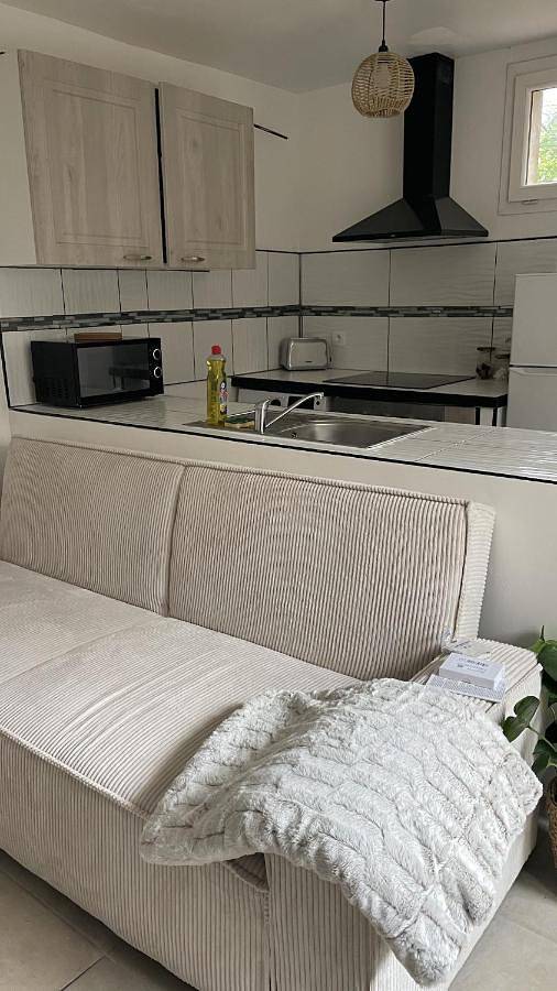 Appartement entier, Appartement Cozy avec terrasse - Famille - Télétravail - Interim in Les Pennes-Mirabeau, Côte méditerranéenne (France)