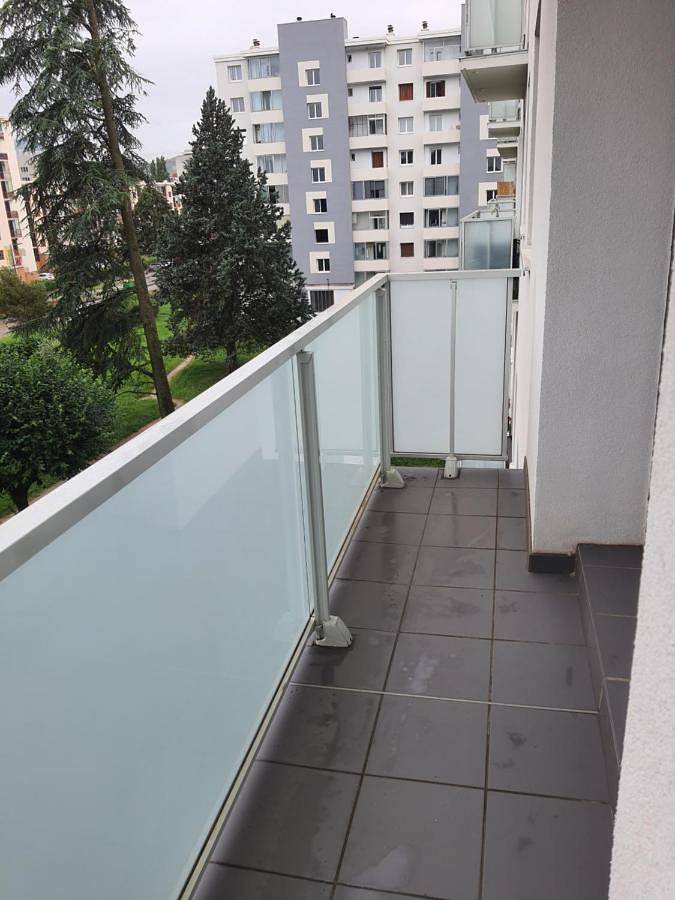 Appartement entier, Two-Bedroom Apartment in L'Isère, Isère