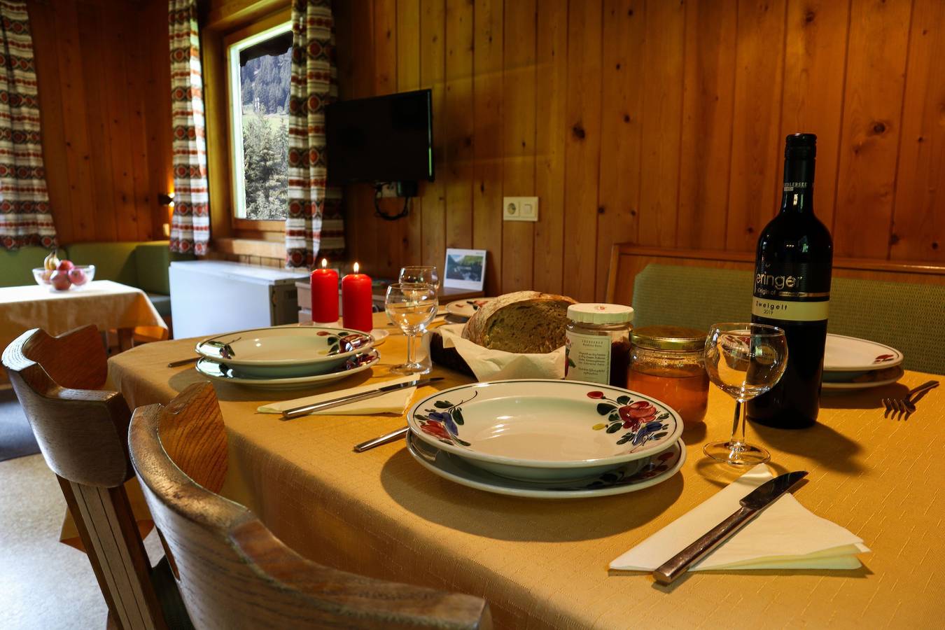 Ganze Ferienwohnung, Ferienwohnung für 6 Personen mit Ausblick in Villgratner Berge, Sankt Jakob in Defereggen