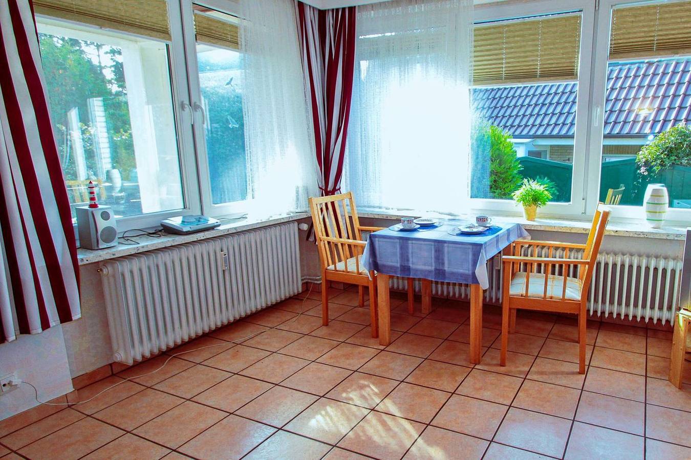 Ganze Wohnung, Erholsamer Nordseeurlaub in Einliegerwohnung im freistehenden Ferienhaus in Sahlenburg, Cuxhaven