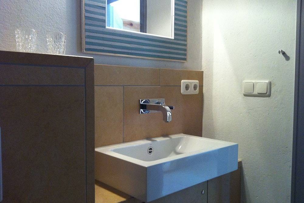 Ganze Wohnung, Ferienwohnung/App. für 2 Gäste mit 38m² in Blowatz in Blowatz, Neuburg