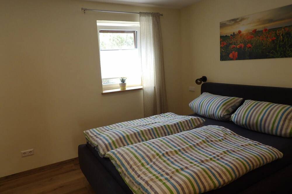 Ganze Wohnung, Neu renoviertes Appartement (40qm) ideal für Familien für bis zu 4 Personen in Weikersheim, Taubertal