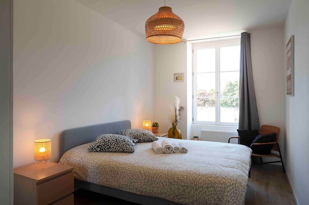 Ganze Wohnung, Épernay Prestige,  Apartment with terrace in Épernay, Marne