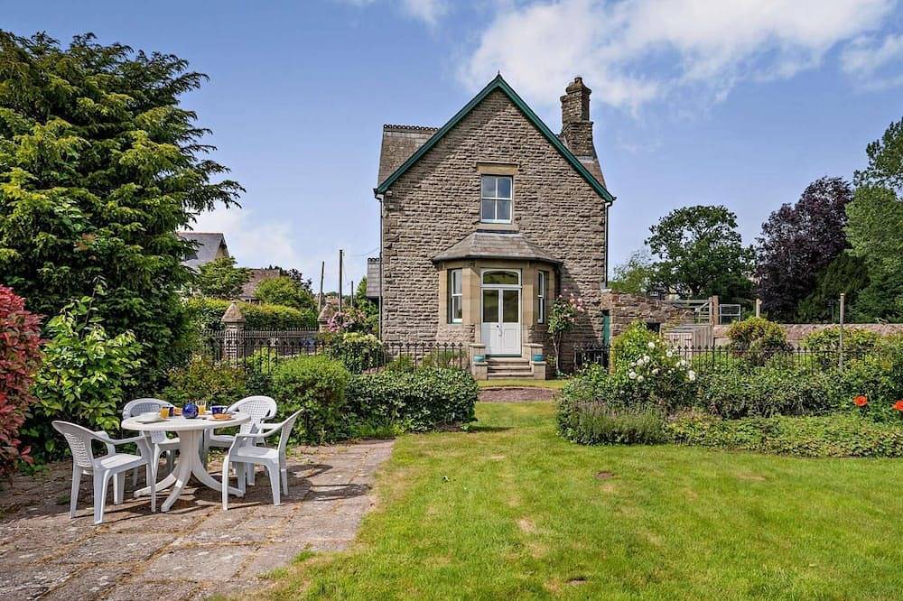 3 Bed in Brecon (oc-bn134) in Brecon, Brecon Beacons