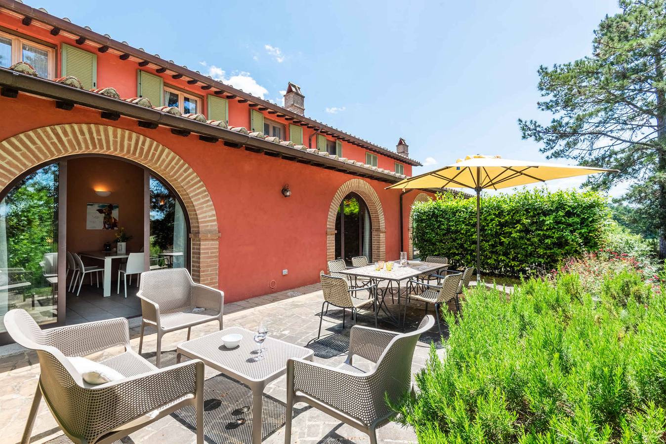 Geheel vakantieappartement, Vakantiewoning met terras, airco en internet  in Trequanda, Provincie Siena