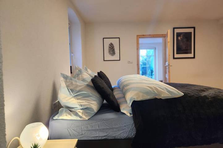 Ganze Wohnung, Ferienwohnung Isolde in Grünheide mit privatem Seezugang in Grünheide, Region Oder - Spree