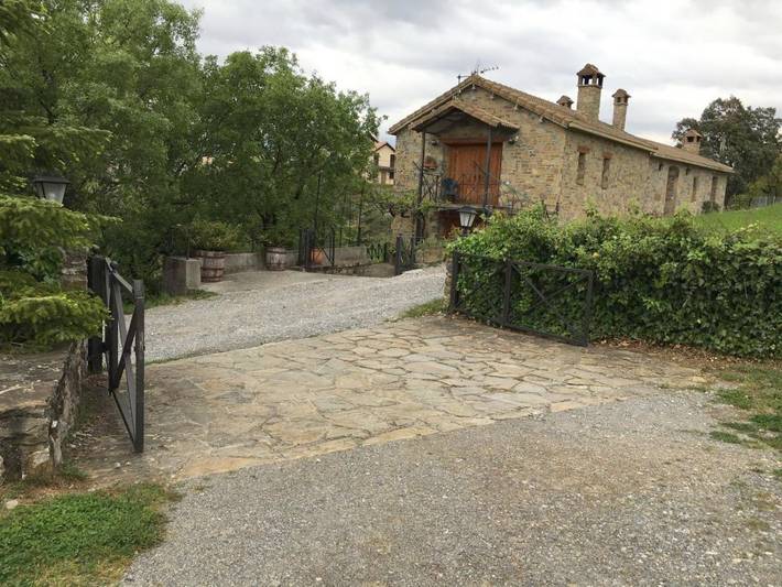 Casa rural para 6 personas, con Terraza además de Jardín y Vistas en Laspuña