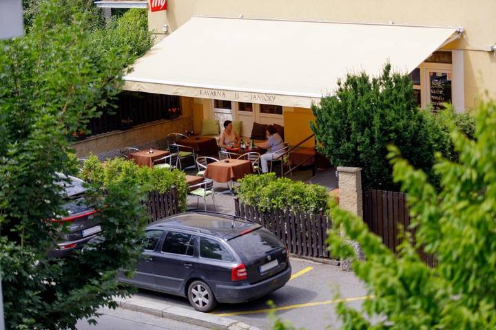 BnB für 4 Personen, mit Terrasse und Ausblick in Prag - 3