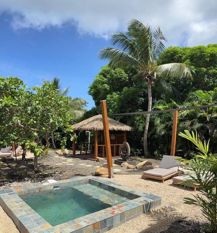 Hôtel pour 6 personnes, avec jardin et piscine, adapté aux familles