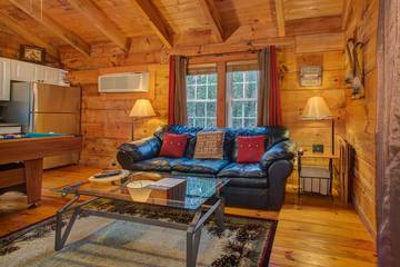 Glamping for 2 Guests in Blue Ridge Mountains, Chattahoochee National Forest, Picture 2