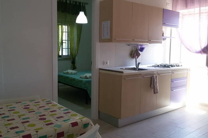 Gîte pour 4 personnes, avec piscine et balcon ainsi que jardin et jacuzzi à Peschici - 3