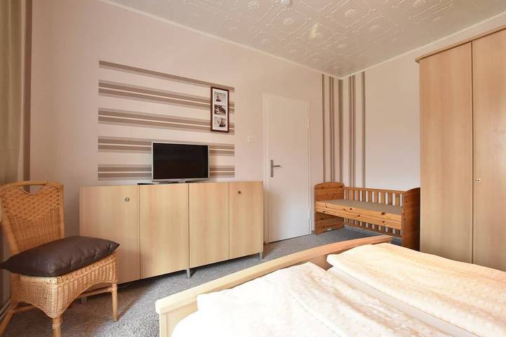 Ferienhaus für 7 Personen, mit Terrasse und Garten in Wismar - 2