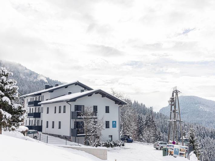 Ferienwohnung für 6 Personen, mit Balkon/Terrasse und Terrasse sowie Pool und Sauna in Sankt Martin am Tennengebirge