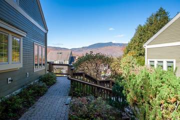 Vacation Home for 8 Guests in Stowe, Stowe Mountain, Picture 3